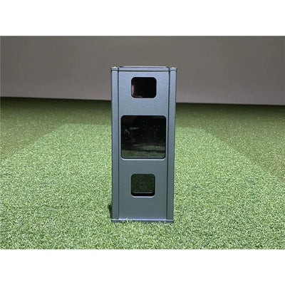 Square Golf Metal Protective Case – Robusta custodia in metallo per monitor di lancio, vista frontale