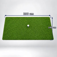 Indoor Hitting Matte Tee Turf XL – 200 x 100 cm für Golf-Simulatoren mit Rasenoberfläche und Tee.
